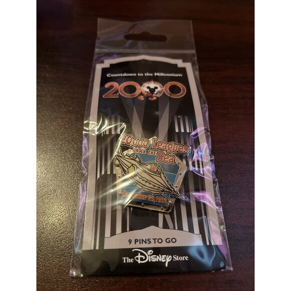 Disney‎ Countdown To The Millennium 20,000 Leagues Under The Sea #10 Pin - Picture 1 of 4